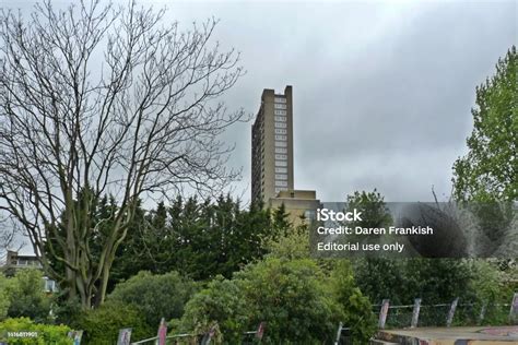 Trellick Tower Brutalist Architecture London England Stock Photo ...