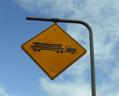 Road Sign Transport Trunks free image download