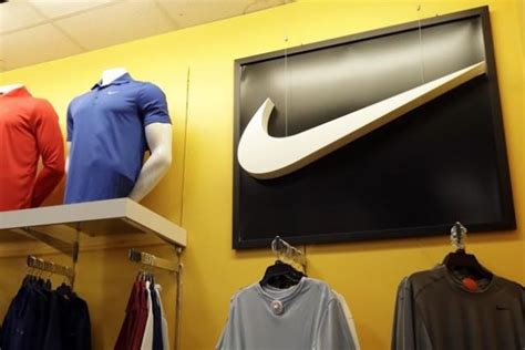 Nike to cut 2%, or 1,600 jobs, as athletic wear giant cuts costs and ...