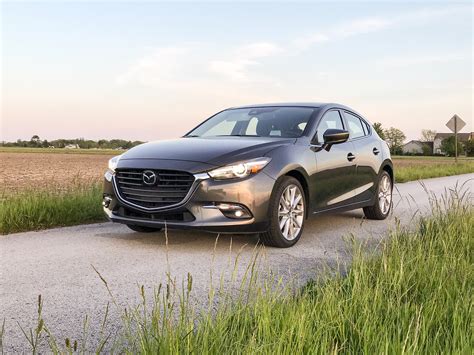 2017 Mazda 3 Hatchback Review