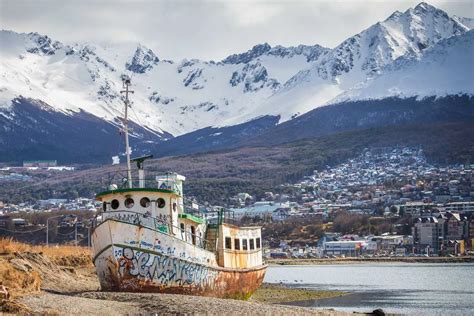 ULTIMATE Guide to Visiting Ushuaia, Argentina +21 EPIC Things to do!