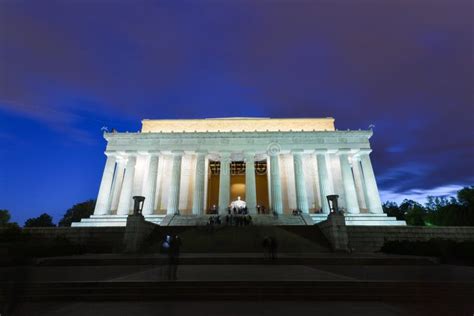 Abraham Lincoln Memorial At Night, Washington DC USA Stock Image - Image of facade, reflection ...