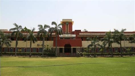 DU at 100: Hindu College spawned as an avenue for ‘English ...