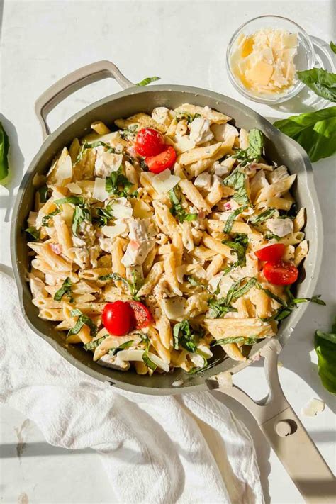 Olive Garden Chicken Pasta Recipe - A Paige of Positivity