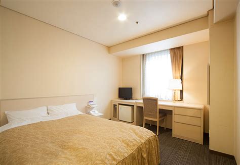 Semi-Double Room | Hotel Granvia Osaka Official Site