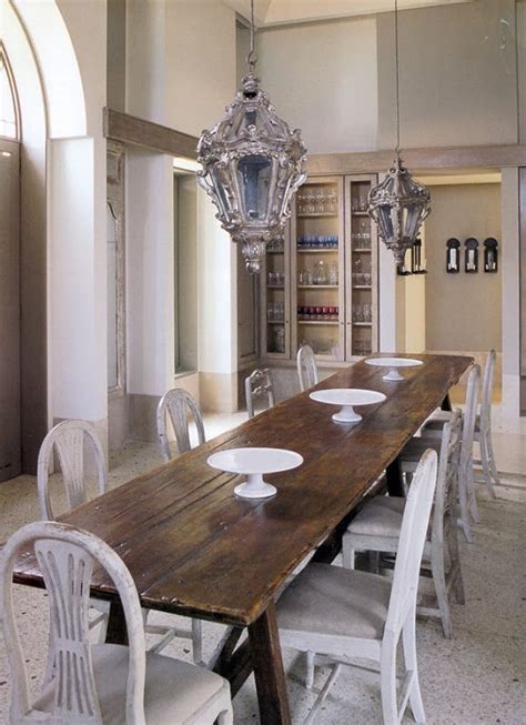 Narrow Dining Room Tables: Maximizing Space With Style – HomeDecorish