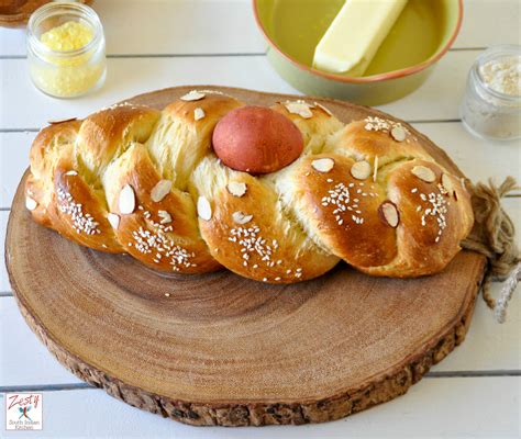 Tsoureki / Lampropsomo (Greek Easter Bread) | Bob's Red Mill's Recipe Box