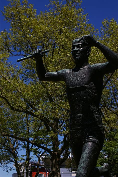 Jesse Owens Statue – Cleveland, Ohio - Atlas Obscura