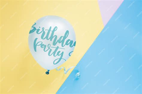 Premium PSD | Birthday card mockup