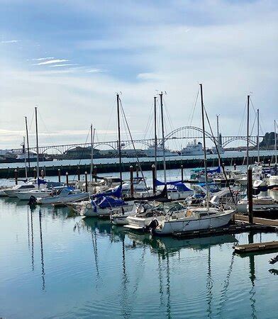 EMBARCADERO RESORT HOTEL AND MARINA $152 ($̶1̶9̶3̶) - Updated 2023 Prices & Reviews - Newport ...