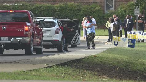 Mount Tabor High students prepare to return to class Tuesday | wfmynews2.com