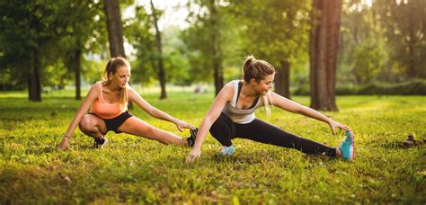 A Workout Routine in the Park to Keep You Strong and Smiling