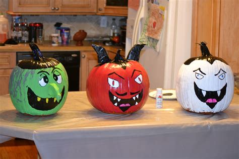 painted pumpkins | Homemade halloween, Painted pumpkins, Halloween pumpkins