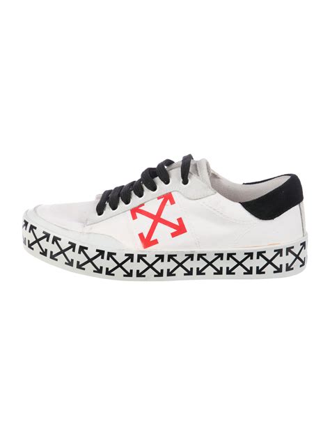 Off-White c/o Virgil Abloh Canvas Low-Top Sneakers - Shoes - OFF23559 ...