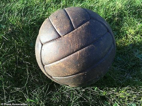 1953 FA Cup 'Stanley Matthews final' ball sells for £5,250 | Daily Mail ...