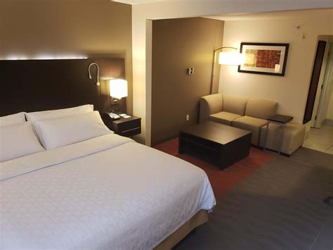 Affordable Hotel In Hillsboro, Oregon Near Portland | Holiday Inn ...