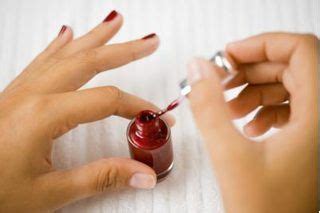 How to make homemade nail polish thinner | Nagellack trends, Alter nagellack, Nagellack ideen