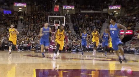 Lebron James Dunk GIF - Find & Share on GIPHY