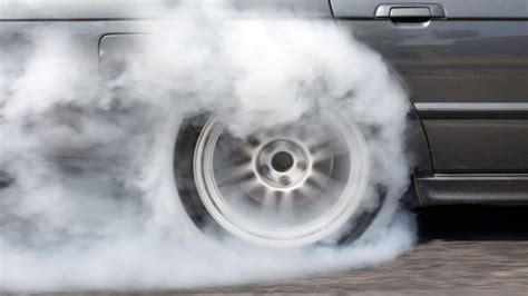 How to Do a Burnout in an Automatic Car or Truck (FWD and RWD)