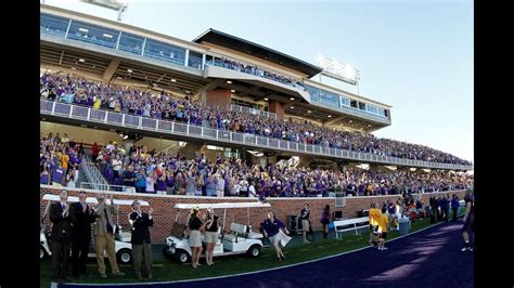 D3report: UMHB opens new stadium with easy win - YouTube