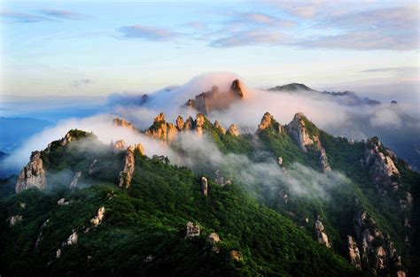 seoraksan national park, south korea photo | One Big Photo