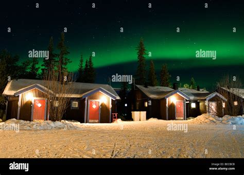 Northern lights over cabins at the Ice hotel in Jukkasjärvi, Sweden Stock Photo - Alamy