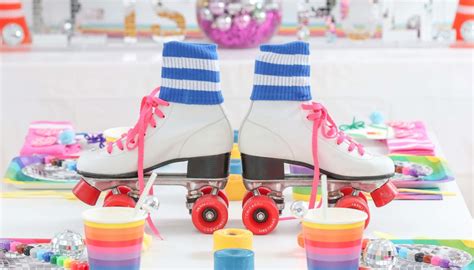 Retro Rainbow Roller Skating Party | Fun365