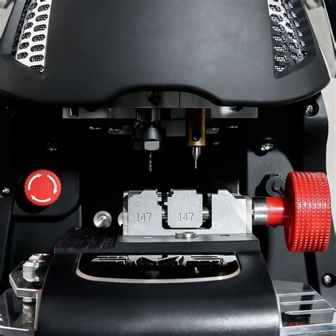 2019 2M2 Magic Tank Automatic Car Key Cutting Machine with Database 2019.0612