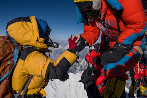 EXPEDICIÓN EVEREST Y PERDIDOS EN EL EVEREST – Publicación Apoyo