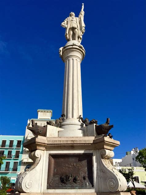 Christopher Columbus statue, Plaza Colón, San Juan, Puerto Rico ...