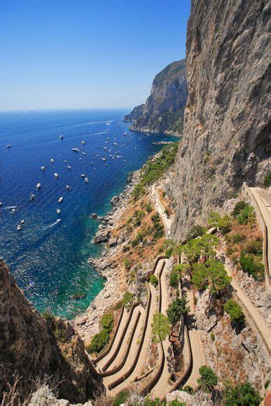 Cliff Side Trail, Isle of Capri, Italy photo on Sunsurfer