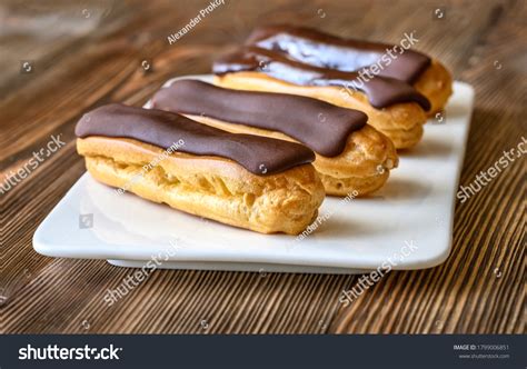 30,769 Chocolate eclairs Images, Stock Photos & Vectors | Shutterstock