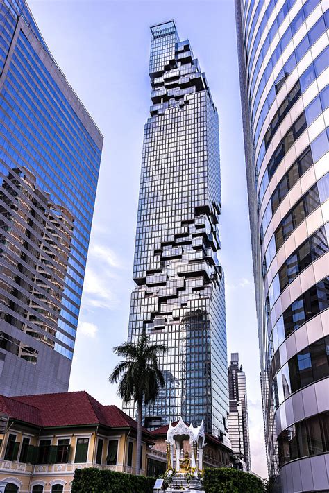 Mahanakhon building, Bangkok, Thailand – Buy image – 12989191 seasons.agency