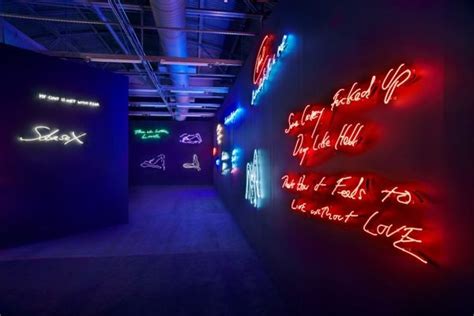 Tracey Emin Neon Works | The Moonberry Blog