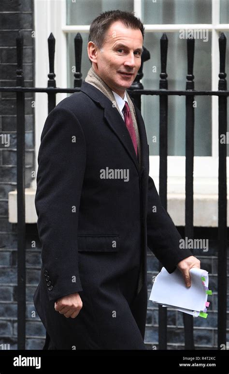 Foreign secretary jeremy hunt arrives in downing street hi-res stock ...