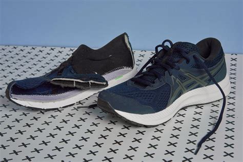 Cut in half: ASICS Gel Contend 7 Review | RunRepeat