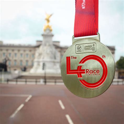 Medal for the 40th London Marathon is finally revealed