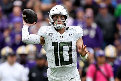 Oregon QB Bo Nix: 5 Things to Know About Starting Quarterback for Ducks ...