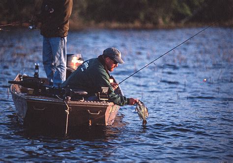 Best Wintertime Crappie Fishing - Game & Fish