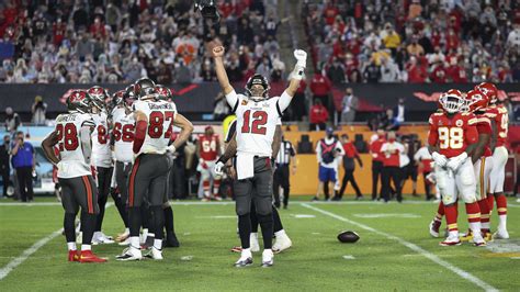 Tom Brady wins Super Bowl No. 7, Buccaneers beat Chiefs 31-9