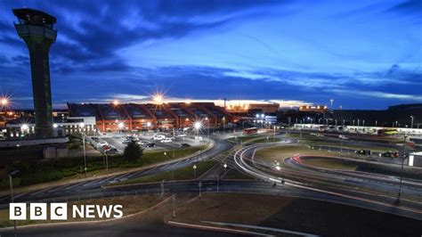 Luton airport expansion 'reckless and irresponsible'