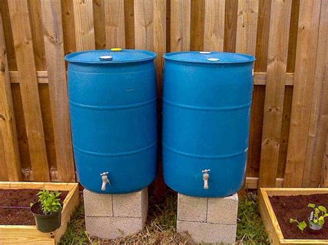 7 Best Rain Barrels for Rainwater Harvesting in 2021 | World Water Reserve