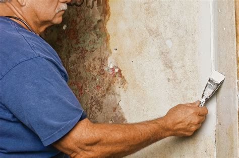 How to Repair Plaster Walls in 6 Easy Steps - This Old House