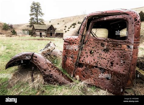 Abandoned old truck in the field of an old homestead in Wallowa County, Oregon Stock Photo - Alamy