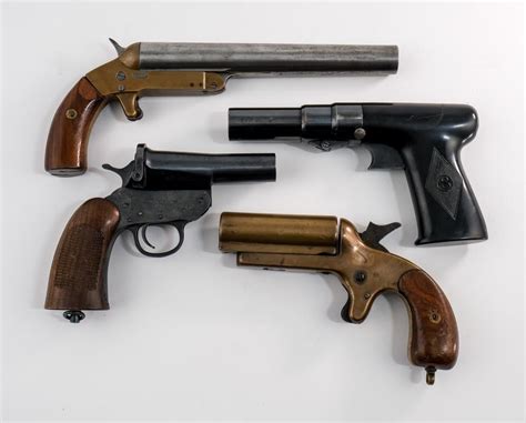 Sold at Auction: Flare Gun Lot with Rare US Navy 1882