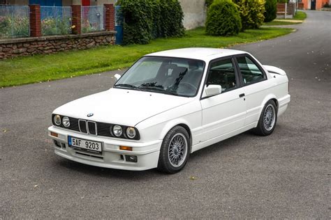 1990 BMW 318is M-technic (E30)