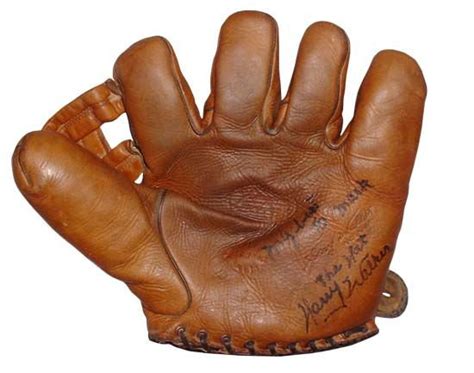 Baseball Glove Pictures - ClipArt Best