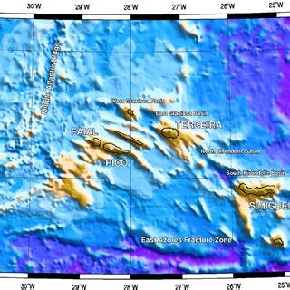 Digital terrain model and bathymetric model with a resolution of 100 m ...