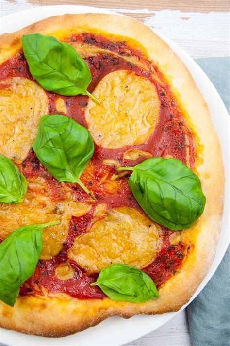 Vegan Cheese Pizza Recipe - Elephantastic Vegan