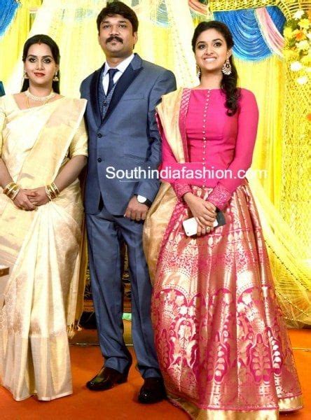 Keerthy Suresh Sister Revathy Suresh's Wedding Reception – South India ...